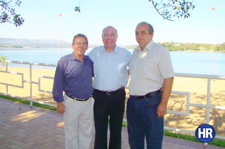 PREFEITO E VICE RECEBEM VISITA DO DEPUTADO ARNALDO JARDIM